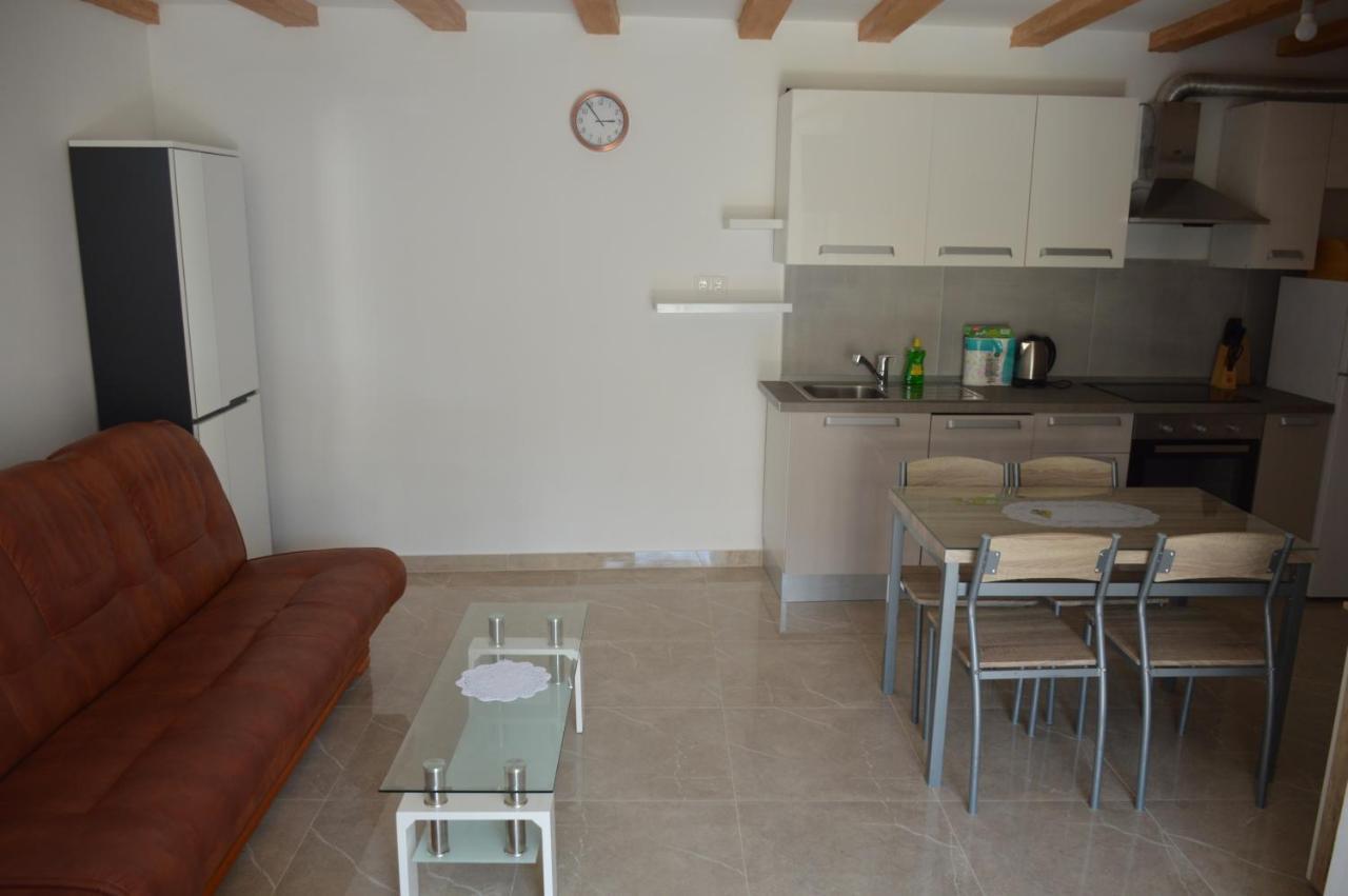 Studio Apartman Kata برفيك سيبورين المظهر الخارجي الصورة